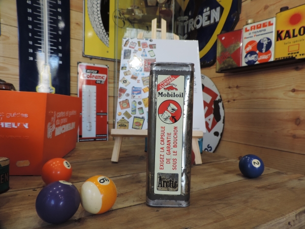 Bidon d'huile Mobiloil- 04122023_135.JPG