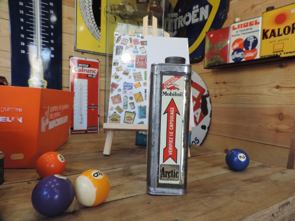 Bidon d'huile Mobiloil- 04122023_137.JPG