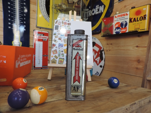 Bidon d'huile Mobiloil- 04122023_147.JPG