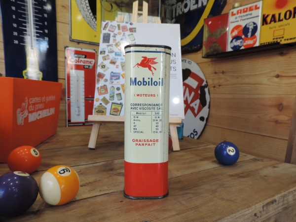 Bidon d'huile Mobiloil- 04122023_172.JPG
