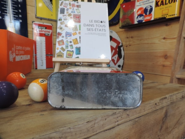 Bidon d'huile Mobiloil- 04122023_176.JPG