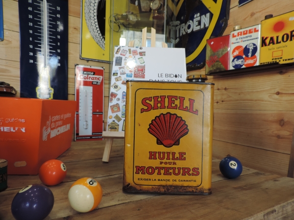 Bidon d'huile SHELL