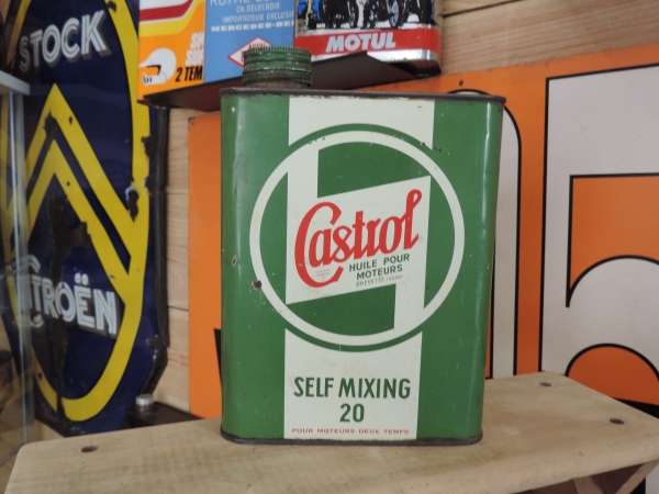 Bidon d'huile Castrol- DSCN01-02-2023-1_55.JPG