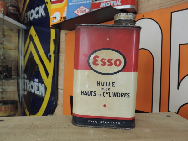 Bidon d'huile Esso