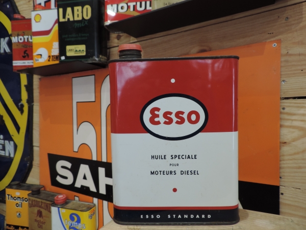 Bidon d'huile Esso