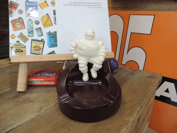 Cendrier Michelin