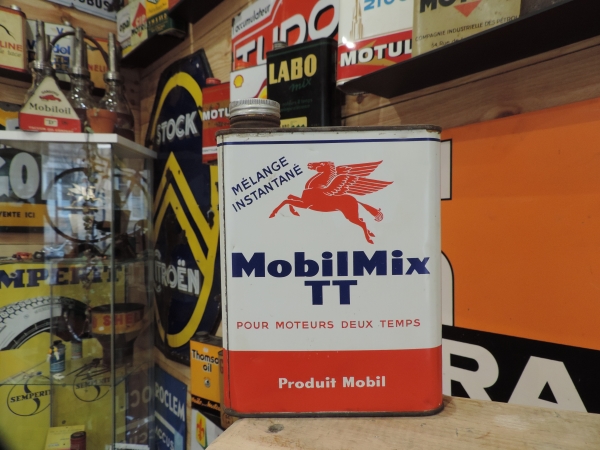 Bidon d'huile Mobiloil