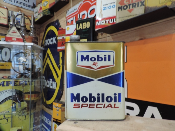 Bidon d'huile Mobiloil- DSCN11-03-2023-1_79.JPG