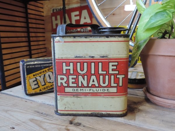 Bidon d'huile Huile Renault- DSCN14-11-2022-18_09.JPG