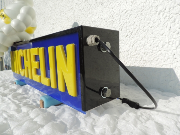 Enseigne Lumineuse MICHELIN- DSCN1412.JPG