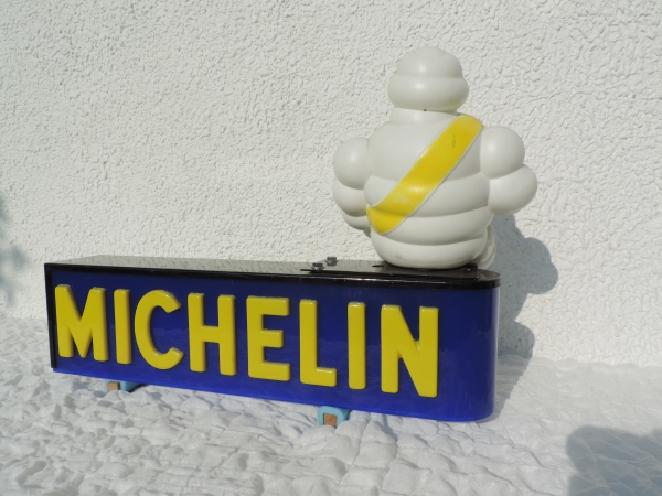 Enseigne Lumineuse MICHELIN- DSCN1414.JPG