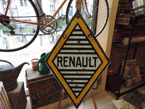Plaque &eacute;maill&eacute;e Renault- DSCN18-11-2022-1_05.JPG