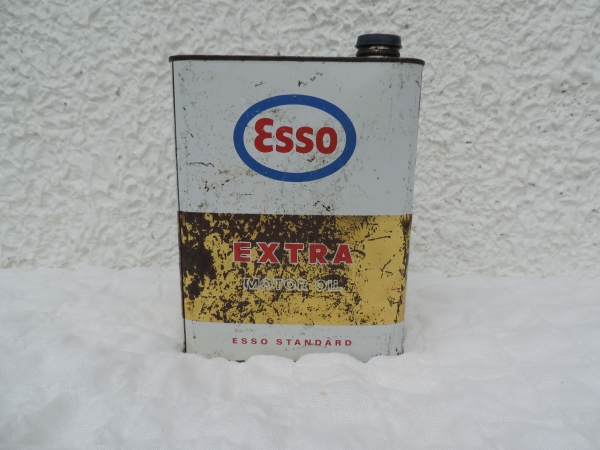 Bidon d'huile ESSO- DSCN1805.JPG