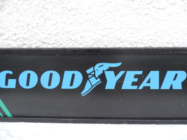Panneau Publicitaire GOOD YEAR- DSCN1818.JPG