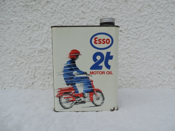Bidon d'huile ESSO- DSCN1852.JPG