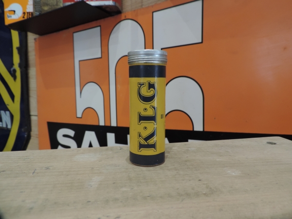 Bo&icirc;te K.L.G