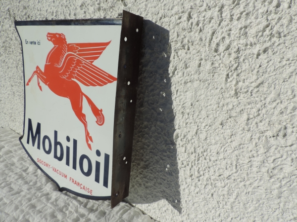 Plaque &eacute;maill&eacute;e MOBILOIL- DSCN3145.JPG