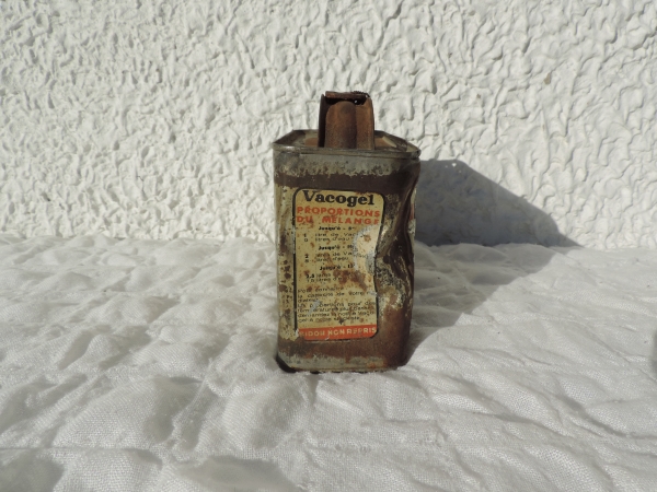 Bidon d'antigel VACOGEL/Mobiloil- DSCN3170.JPG