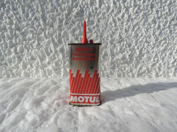 Burette MOTUL- DSCN3950.JPG