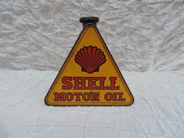 Bidon d&rsquo;huile triangulaire Shell Motor Oil Golden- DSCN4932.JPG