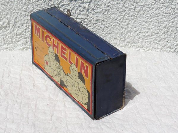 Bo&icirc;te Michelin- DSCN5309.JPG