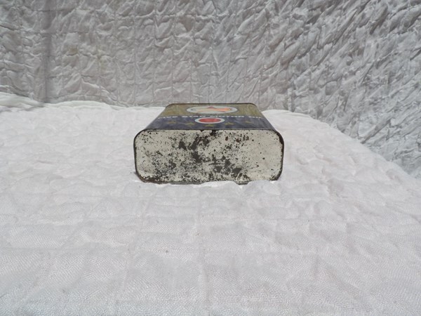 Bidon d'huile Caltex dor&eacute;- DSCN5324.JPG