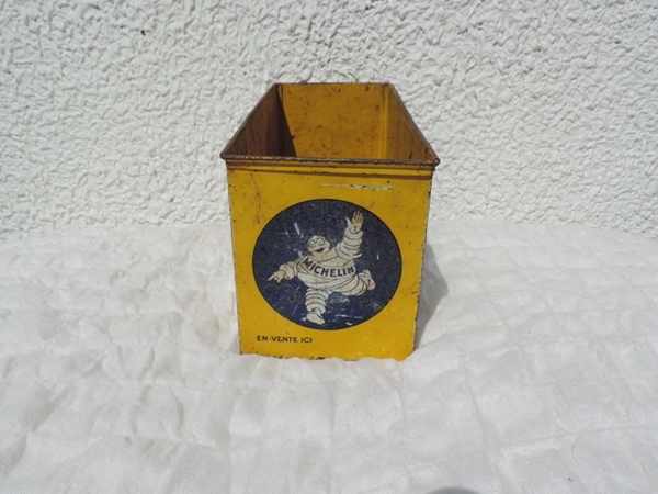 Boîte à cartes publicitaires Michelin- DSCN5856.jpg