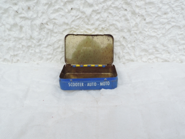 Bo&icirc;te publicitaire Vulcavite- DSCN6463.JPG
