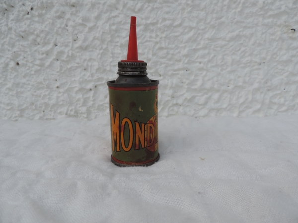 Burette &agrave; huile Mondial Oil- DSCN6745.JPG