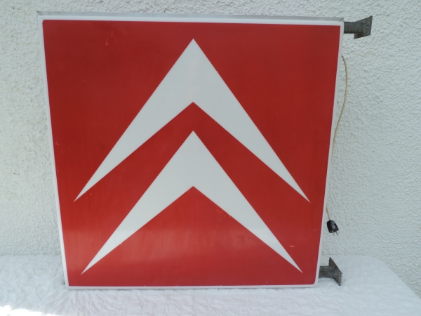 Enseigne lumineuse Citro&euml;n- DSCN6884.JPG