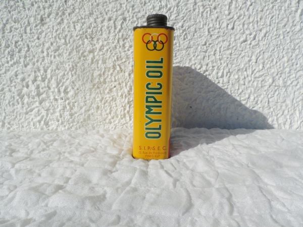 Bidon d'huile Olympic Oil- DSCN6993.JPG