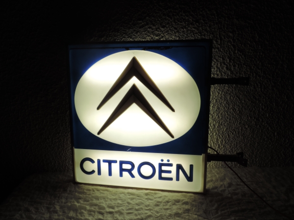 Enseigne lumineuse Citro&euml;n- DSCN7027.JPG