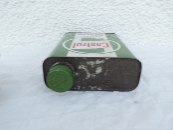 Bidon d'huile Castrol- DSCN7266.JPG