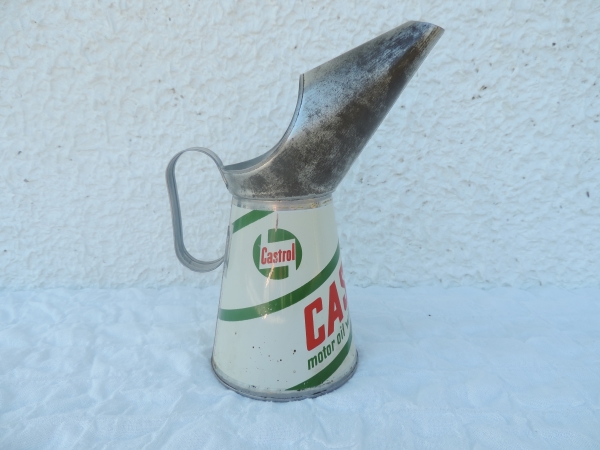 Broc &agrave; huile Castrol- DSCN7856.JPG
