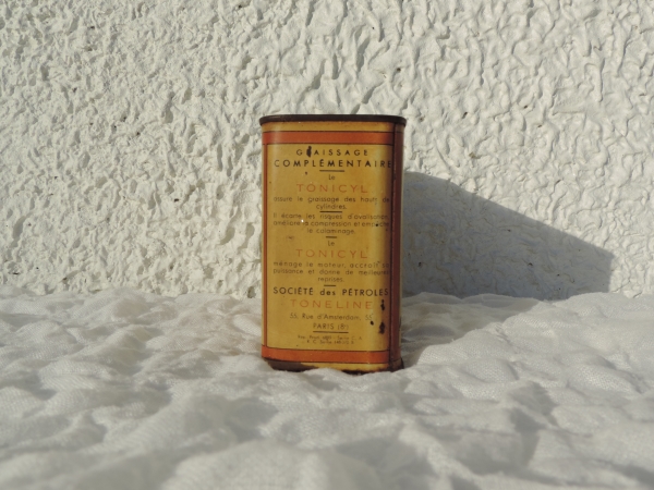Bidon d'huile Tonicyl- DSCN8303.JPG