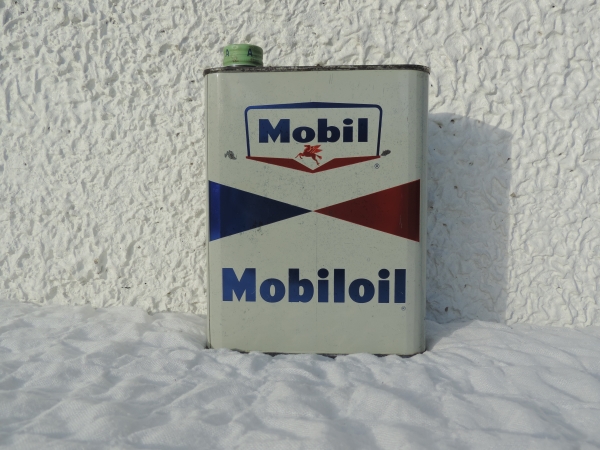 Bidon d'huile Mobiloil- DSCN8309.JPG