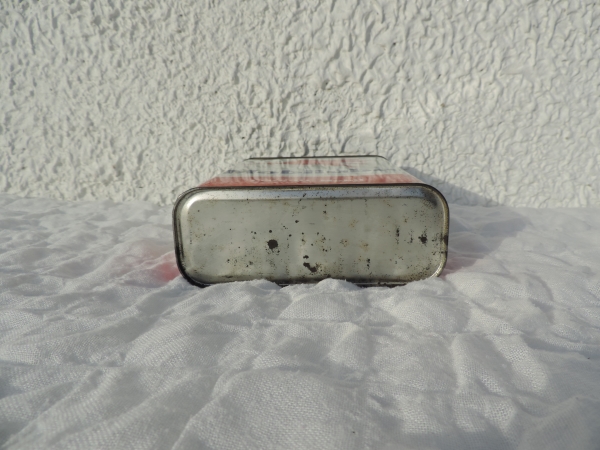 Bidon d'huile Mobilube- DSCN8326.JPG