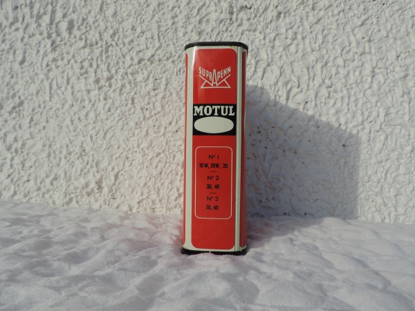 Bidon d'huile Motul- DSCN8328.JPG