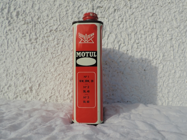 Bidon d'huile Motul- DSCN8330.JPG
