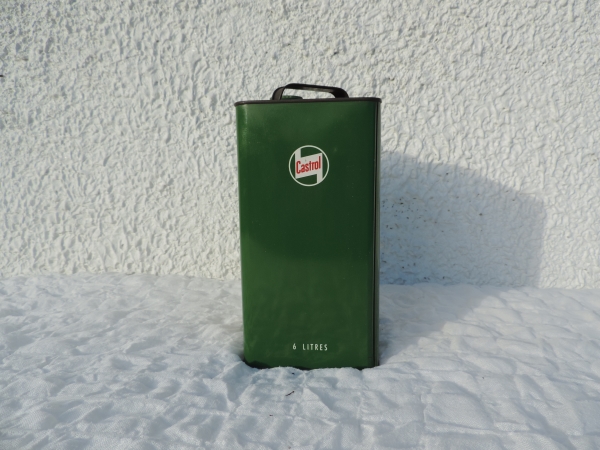 Bidon d'huile Castrol- DSCN8365.JPG