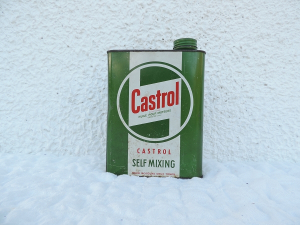 Bidon d'huile Castrol- DSCN8533.JPG
