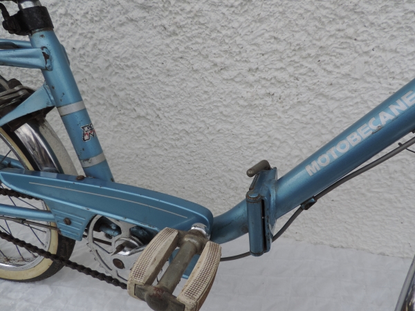 V&eacute;lo pliant MOTOBECANE pour enfant- DSCN8798.JPG