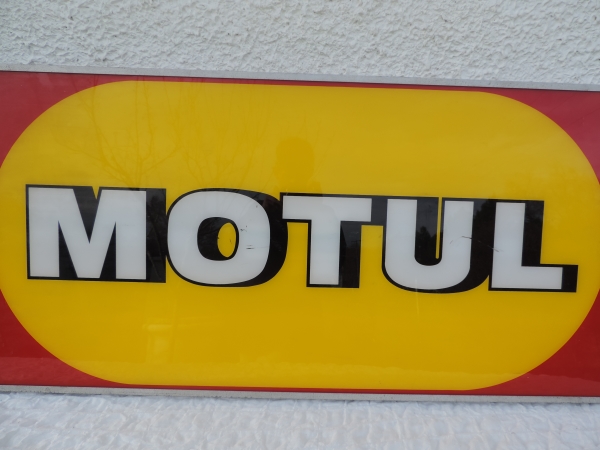 Enseigne lumineuse Motul- DSCN8827.JPG