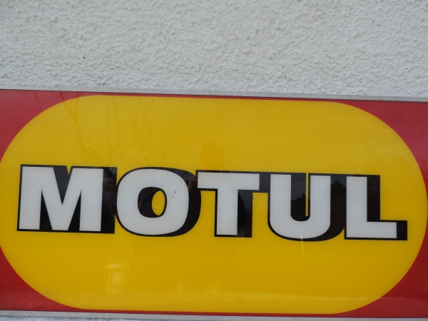 Enseigne lumineuse Motul- DSCN8829.JPG