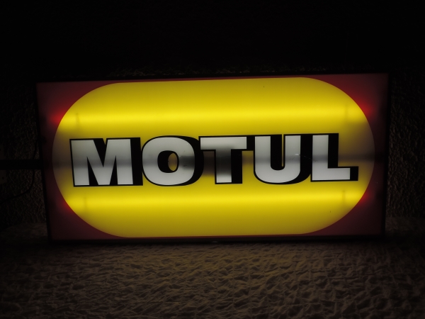 Enseigne lumineuse Motul- DSCN8845.JPG