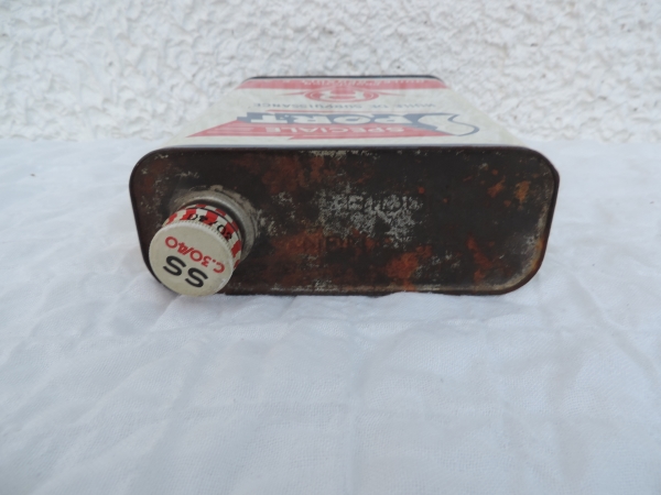 Bidon d'huile Renault- DSCN8977.JPG