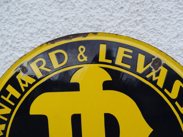 Plaque &eacute;maill&eacute;e Panhard & Levassor- DSCN9196.JPG