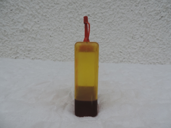 Burette d'huile- DSCN9867.JPG