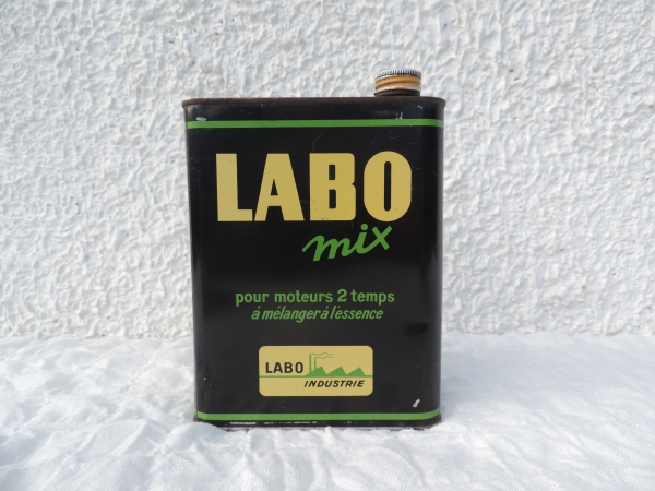 Bidon d'huile LABO- DSCN9946.JPG