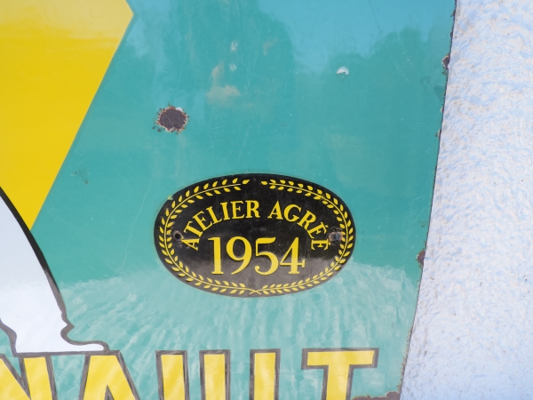 Plaque &eacute;maill&eacute;e RENAULT- abcd1144.JPG